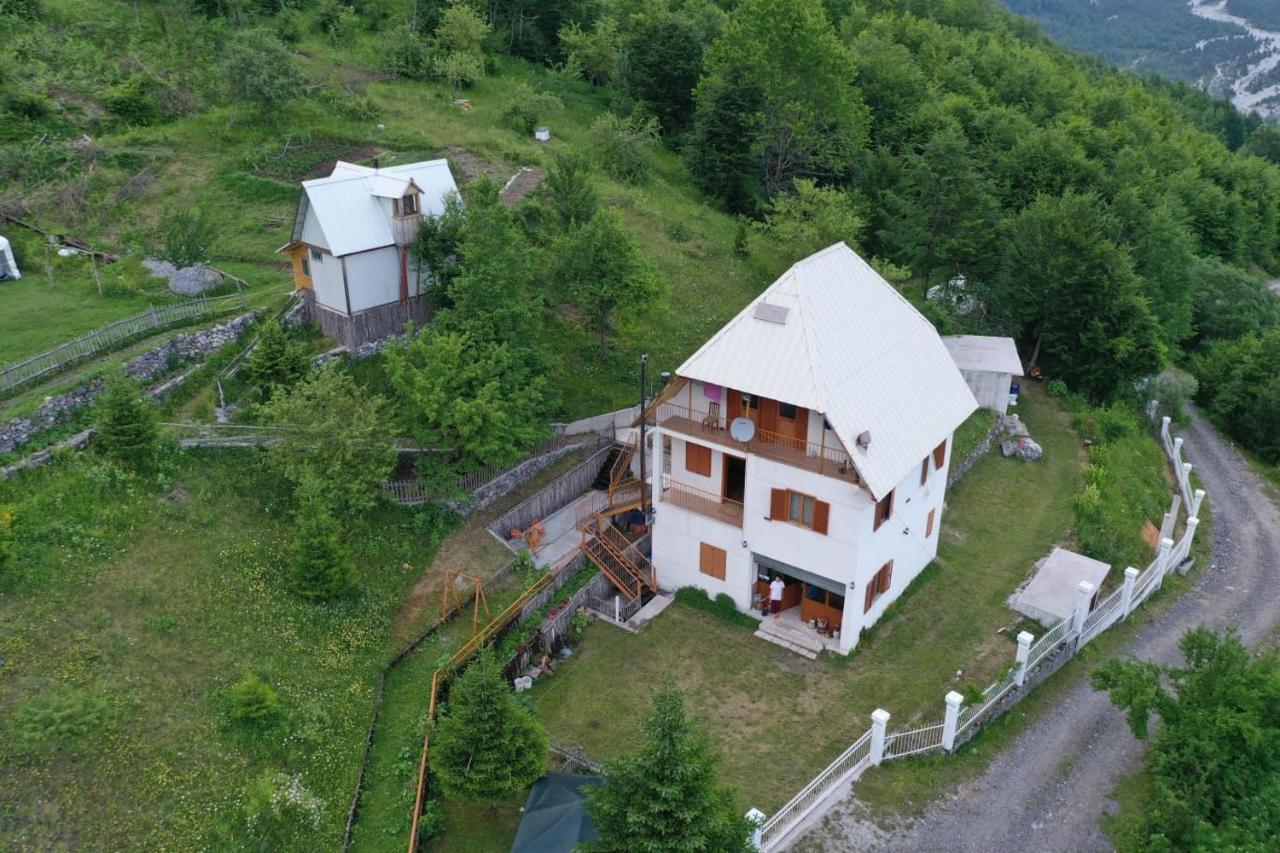 Alpbes Theth Guesthouse Shkodër エクステリア 写真